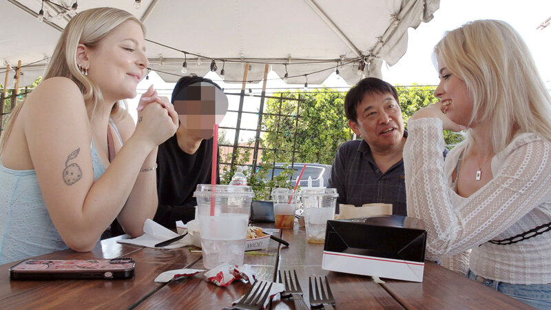 ロスの大学に潜入してナンパしたLAガールズに高収入バイトの依頼 ニコール（21）＆ジル（20）_関連動画