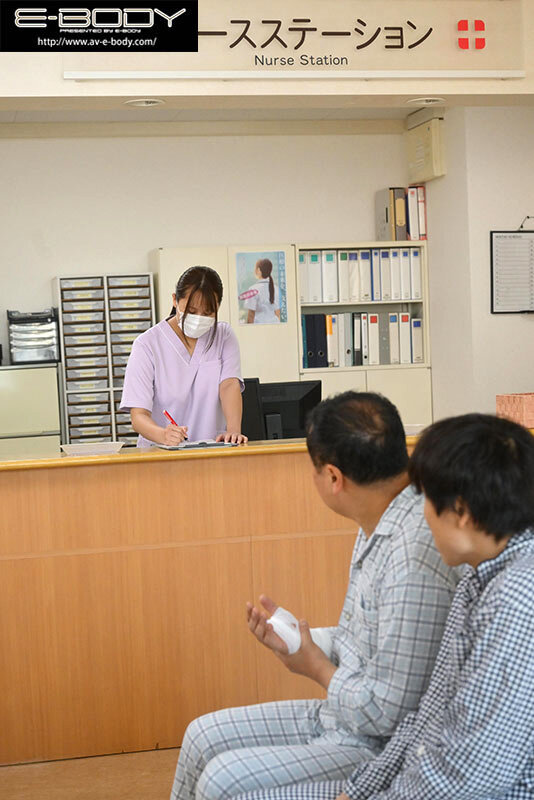 今日もおっぱいが勃起させてしまう。だから仕方なく挟む。 無言で淡々とヌキ続ける爆乳Jcupナースの事務的パイズリ_関連動画