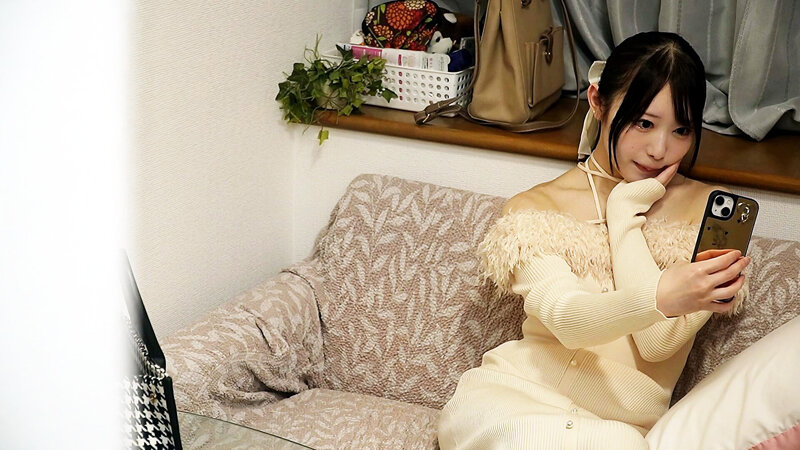 有名私大の女子寮を覗き見る 無防備オナニーの一部始終 ＃1_関連動画