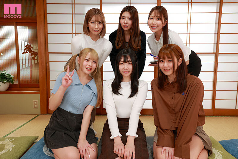 【VR】全裸集団お見合いパーティー 女子だけ全裸。男の性欲減退を解消するために全裸縁談会が実施された世界。無事カップルが成立したら、中出し着床！！ 美園和花_関連動画