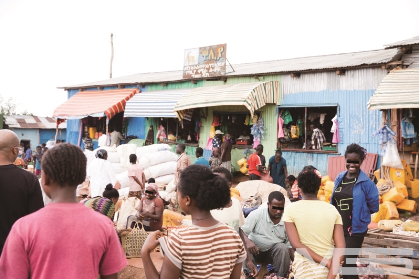 「野性の王国 アフリカ原住民と生中出しをヤる」 VOL.1_関連動画