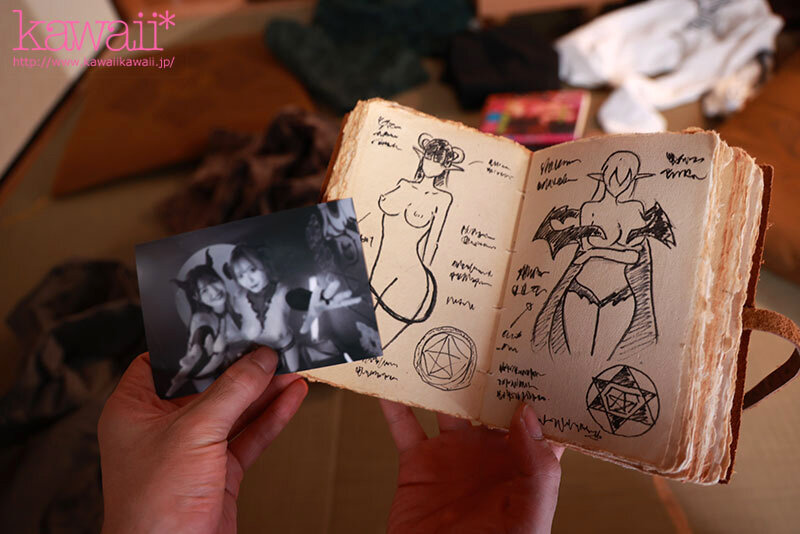 【VR】じいちゃん家を片付けてたら封印解けてW淫魔サキュバス召喚淫汁で絶倫マラ化させられWデカ乳挟撃肉厚プレスでスペルマ15発搾取 安斉愛結 双葉あゆか_関連動画