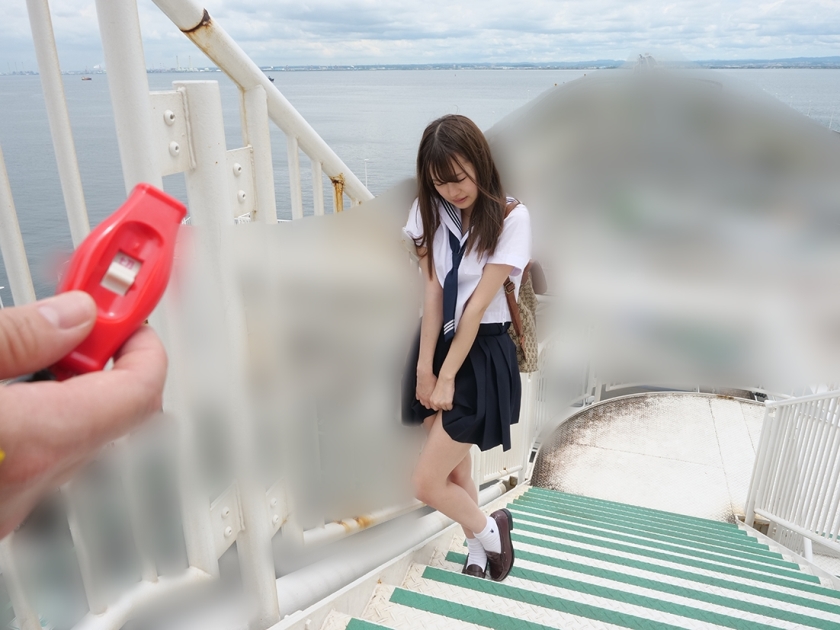 羞恥！野外腰砕け！激ヤバ・ビッグバンローターをマ○コに入れて潮吹きアクメデート！ 17 俺の彼女松本いちか_関連動画