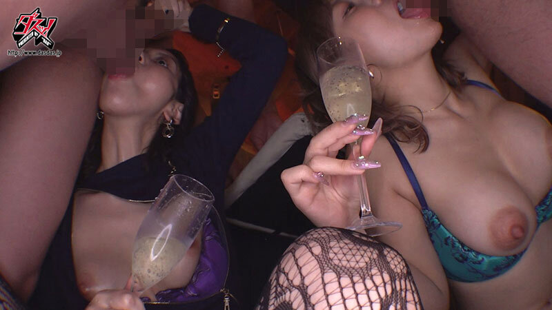 爆ヌキ鬼どぴゅパネェ性欲えげつねーベロ酔い女に唾液にゅっるにゅるでメスサド誘惑されたらもうわしゃオシマイや！いっぱいローションぬ～るぬる！トランス性交 有村のぞみ 美咲かんな_関連動画