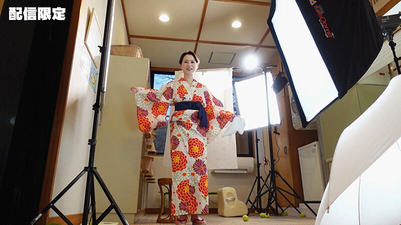 【配信限定特別版】母子交尾 ～奥日光清滝路～ 井上綾子_関連動画