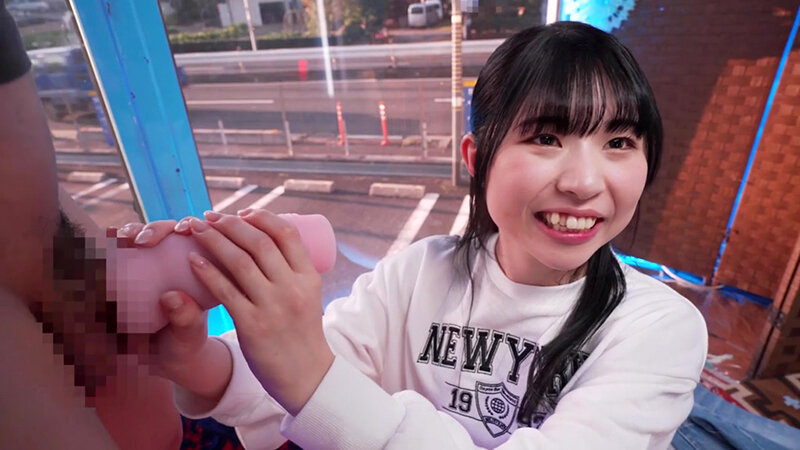 初めての移動式シーシャBar体験！興奮剤入りフレーバーで大胆になった男女が勃起したデカチンとおま〇こを擦り合わせたら素人娘は親友とSEXしてしまうのか？撮って出しマジックミラー号～あかり＆ゆうすけ編～_関連動画