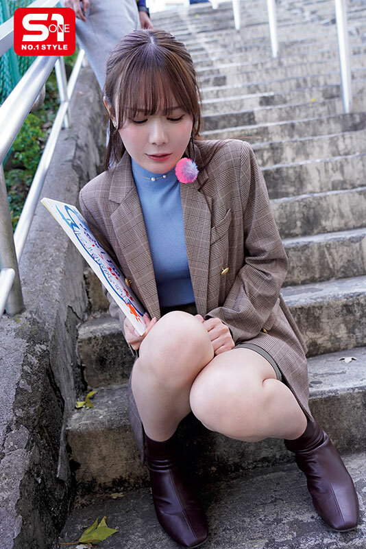 周りに人がいるから恥ずかしい！けど…気持ち良すぎてイッちゃう！ こんなキレイな女子だからこそ極限まで下品に大羞恥イカセ50シチュエーション（電車・教室・会社・テレビ局等）8時間_関連動画