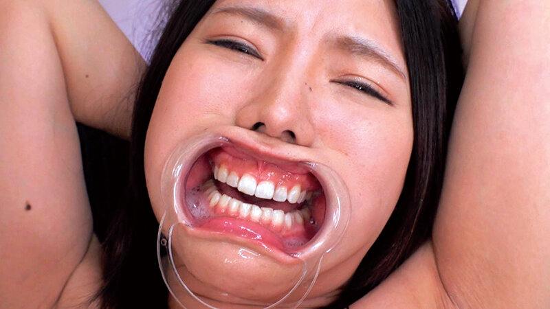 Hカップ変態爆乳あたおか肉便器りん メチャクチャに中出し輪●されたい言いなりザコま●こ_関連動画