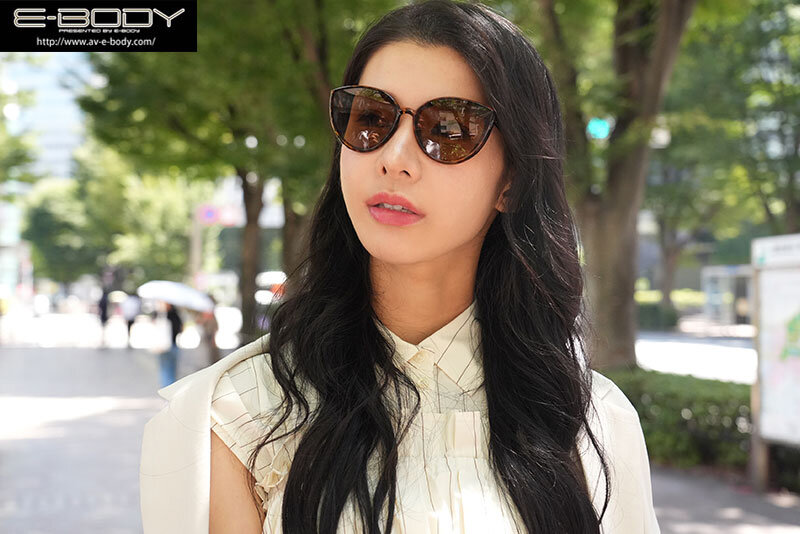 海外から緊急帰国 パ○コレ出場アジアンモデルがバキバキBODY引っ提げて鮮烈のAVデビュー 東雲つばき_関連動画