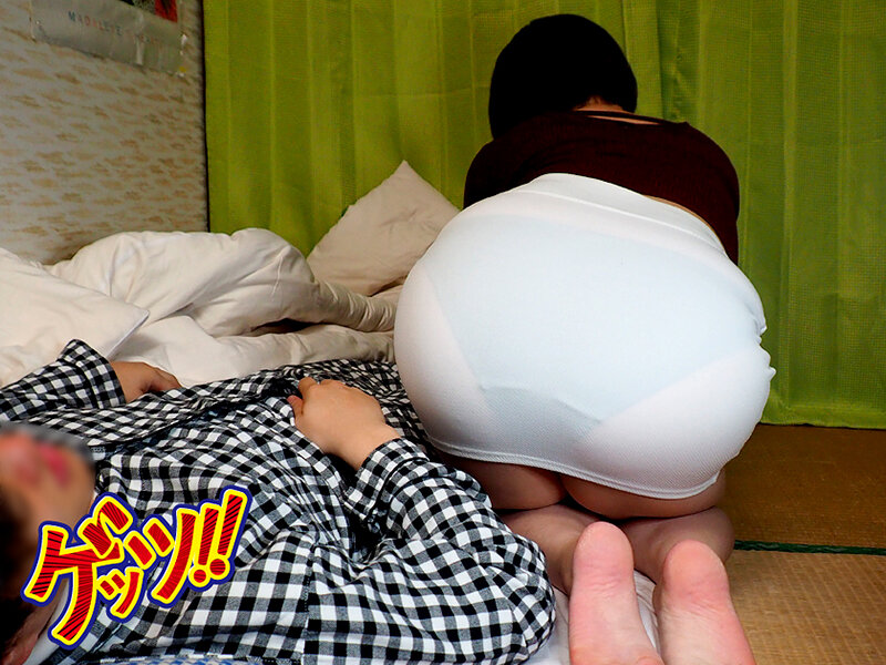 自宅療養中の性処理をお見舞いに来た叔母にお願いしたところデカ尻騎乗位でこっそりどころか超大胆に抜き差し中出ししてくれた_関連動画