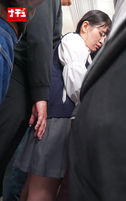 生意気女子をガン突きまくる駅弁中出し羞恥 巨乳のくせに触らせないチビ_関連動画