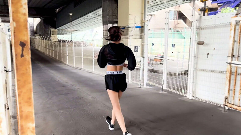 【イイ女が過ぎる！！ランニング女子と即ホテイン！！】【締まっているのに乳デカ美脚お姉さん！！】【鍛えた肢体でスタミナSEXで連続搾精3中出し！！】極エロ美麗な巨乳お姉さんとスポーティど淫乱SEX！！ 都月るいさ_関連動画