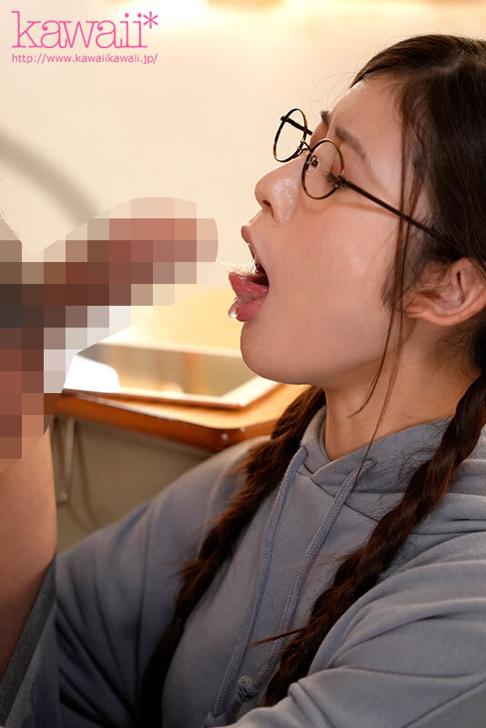 地味なオタク友達はムッツリで早漏で超絶倫エグイほどしゃぶってすんげぇはしたなく腰振って僕のチ●ポを調教したがる…。 設楽ゆうひ_関連動画