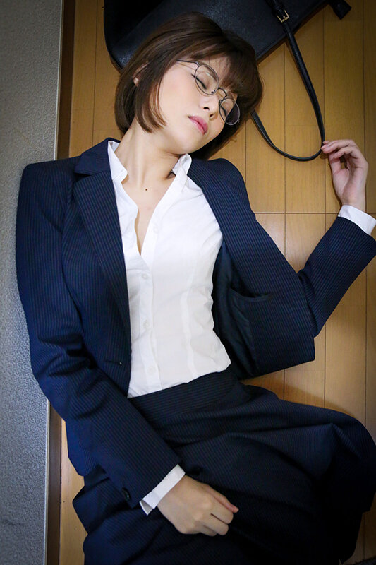 泥●して意識不明になった女をレ●プしてきた全記録300分 No.7_関連動画