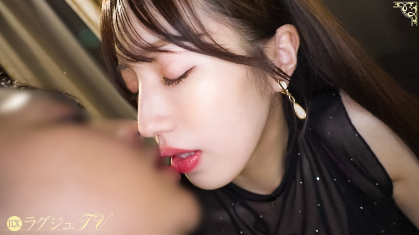 【ドM資産家おじさんの愛人です】息を呑むほど美しいFカップに、171cmのモデル級ボディ。静謐な色気と、どこか不器用さを感じる魔性の女が、愛人の命令でAV出演。【パトロン公認NTR】  ラグジュTV 1866_関連動画