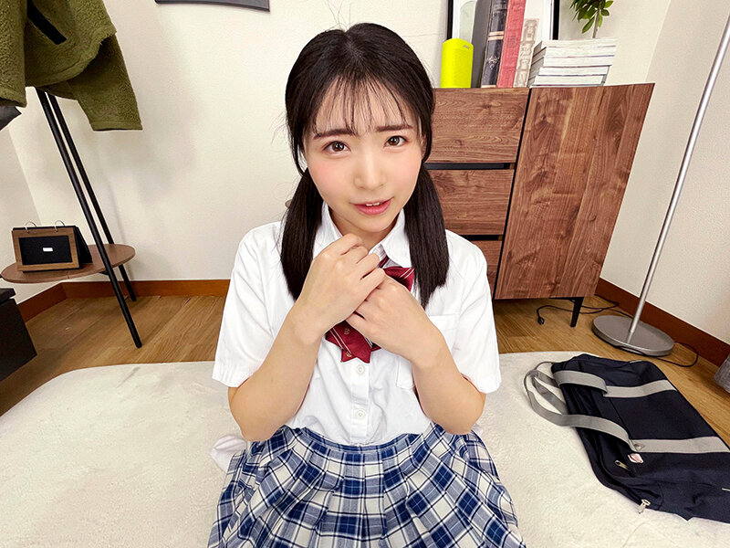 【VR】学生時代にフェラしてくれた同級生はもう人妻になっていて、旦那チ〇ポで磨き上げたフェラテクに何度も射精した 皆月ひかる_関連動画
