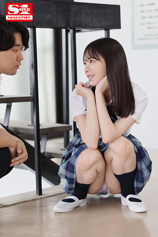 いつも僕をエッチにからかい、勃起させてくるマセた先輩が遂に射精まで企んでるらしい！ 村上悠華_関連動画