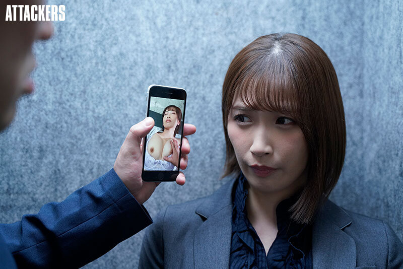 社内凌●盗撮調教 深夜残業中にレ●プされたのを、たまたま盗撮されていた巨乳OLが盗撮犯にセカンドレ●プされ次第に社内セックスに溺れていく日常 美園和花_関連動画
