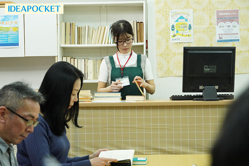 【坂井美桜】おっとり地味司書さんの裏の顔 むっつり淫乱痴女の過激プレイ_関連動画