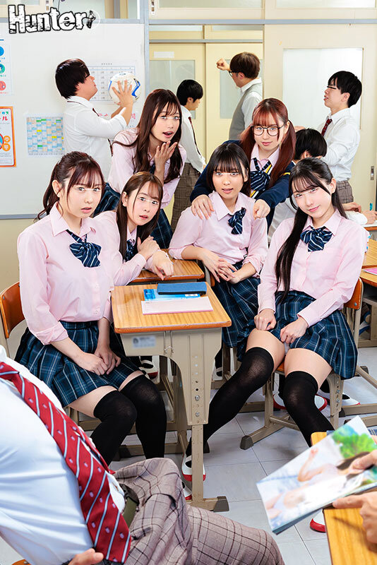 【勃起世界線】クラスメイト女子と乱交逆レ●プ！世界でボクだけ勃起できる確変モテ期_関連動画