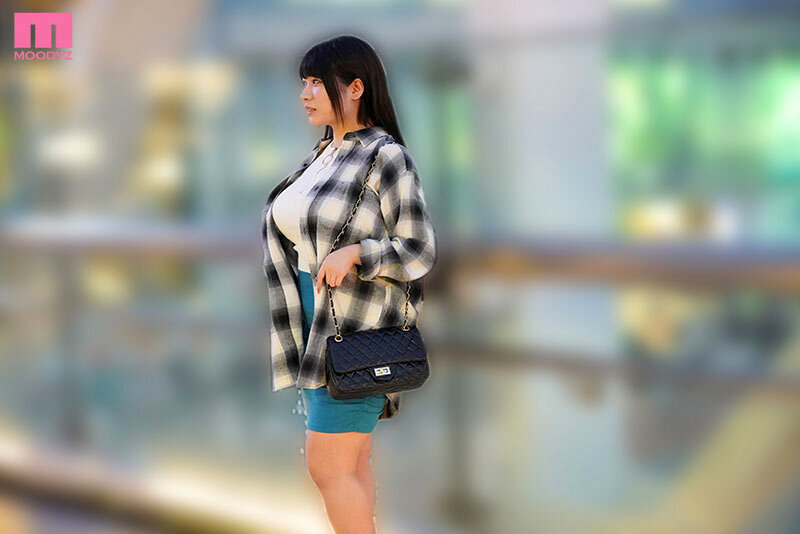 Lカップフードル白雪美月×中出し解禁 未体験絶頂セックス美乳超接写_関連動画
