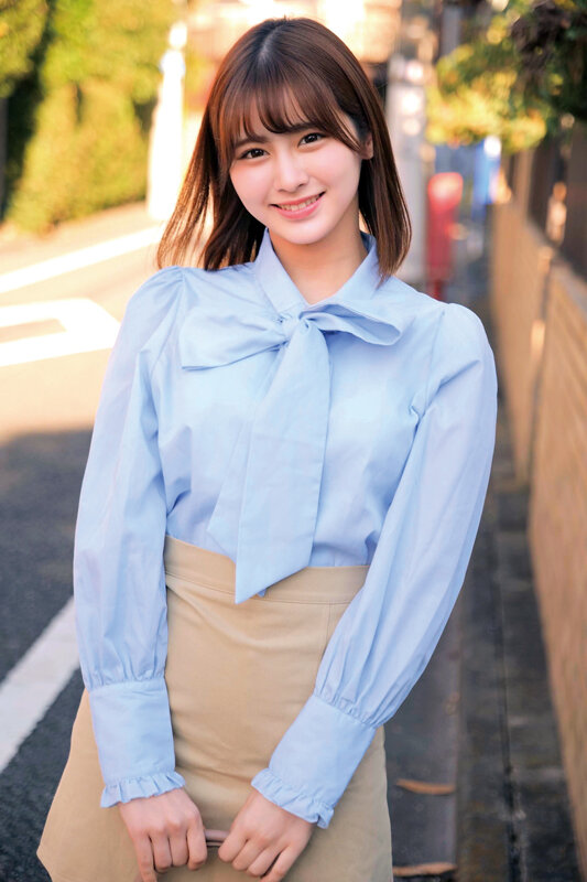 素人女子大生限定！何度イっても止めない高速素股でマン汁ダダ漏れw白く泡立つまでデカチンを擦りつけるメレンゲ素股に赤面発情！？焦らしに焦らされ…もうこのまま生チ○ポ下さい！みなみちゃんしおりちゃん_関連動画