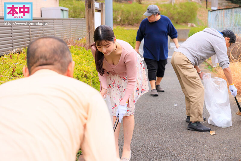 私の巨乳に目をつけられてー旦那が不在の日中、義父と町内会のオヤジたちにストリップと中出し輪●され続けています 彩月七緒_関連動画