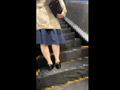 清楚系ムチムチ人妻OL。電車で堕とされる執拗な悪戯者の手…_関連動画
